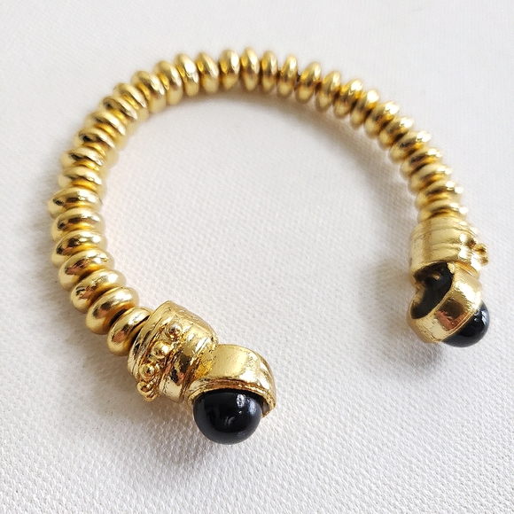 Chunky Vintage Yellow Goldtone Disc Cuff Bracelet w Black Glass Cabochons - Picture 10 of 16